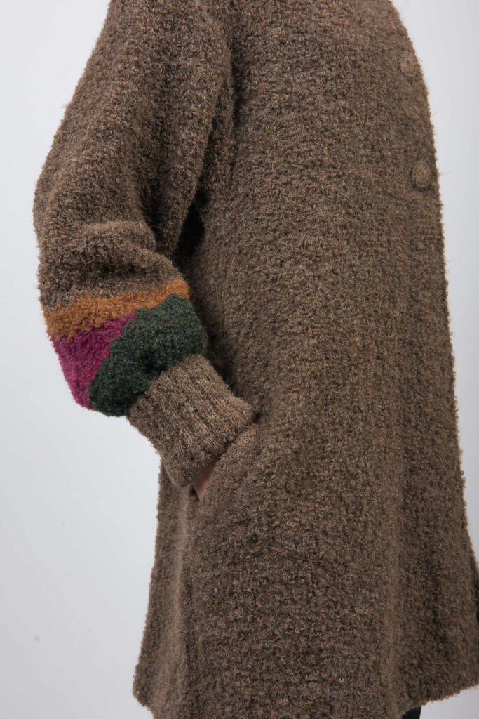 Short coat - Image 4
