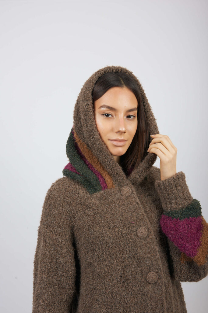 Short coat - Image 2