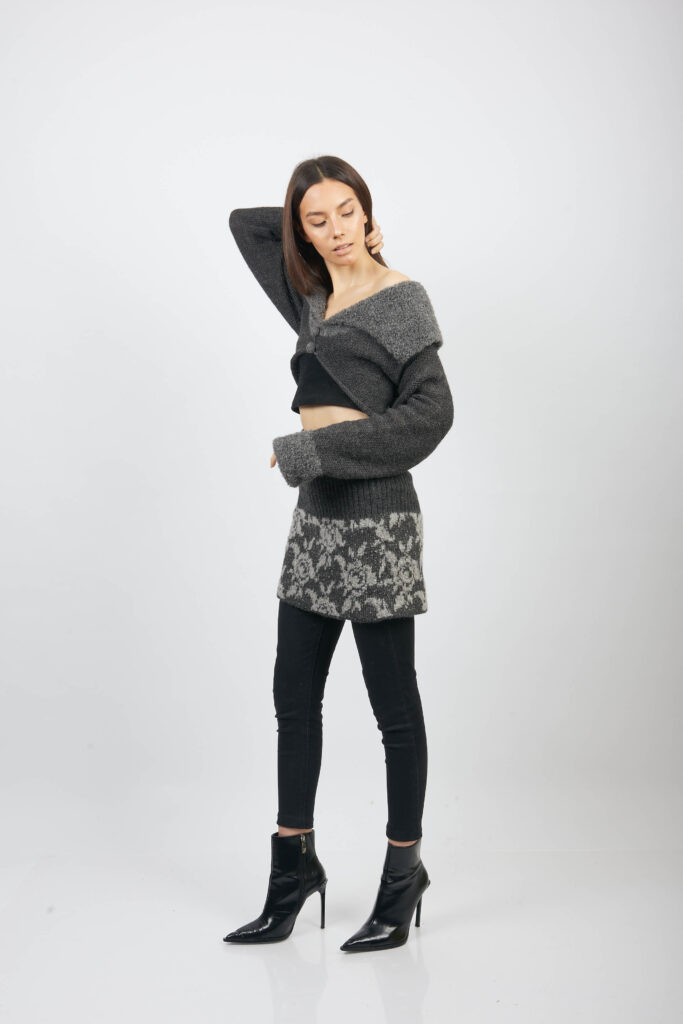 Cardigan / Bolero - Image 2