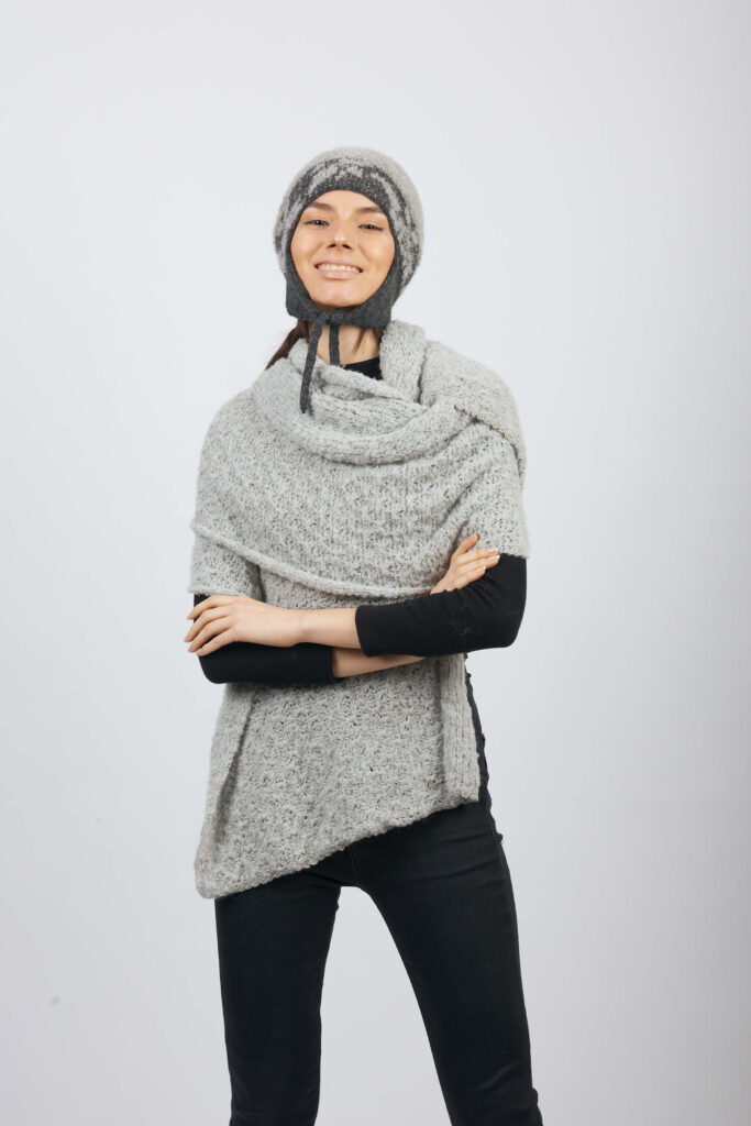 Rectangular Chall / Modern Cycling Hat - Image 3