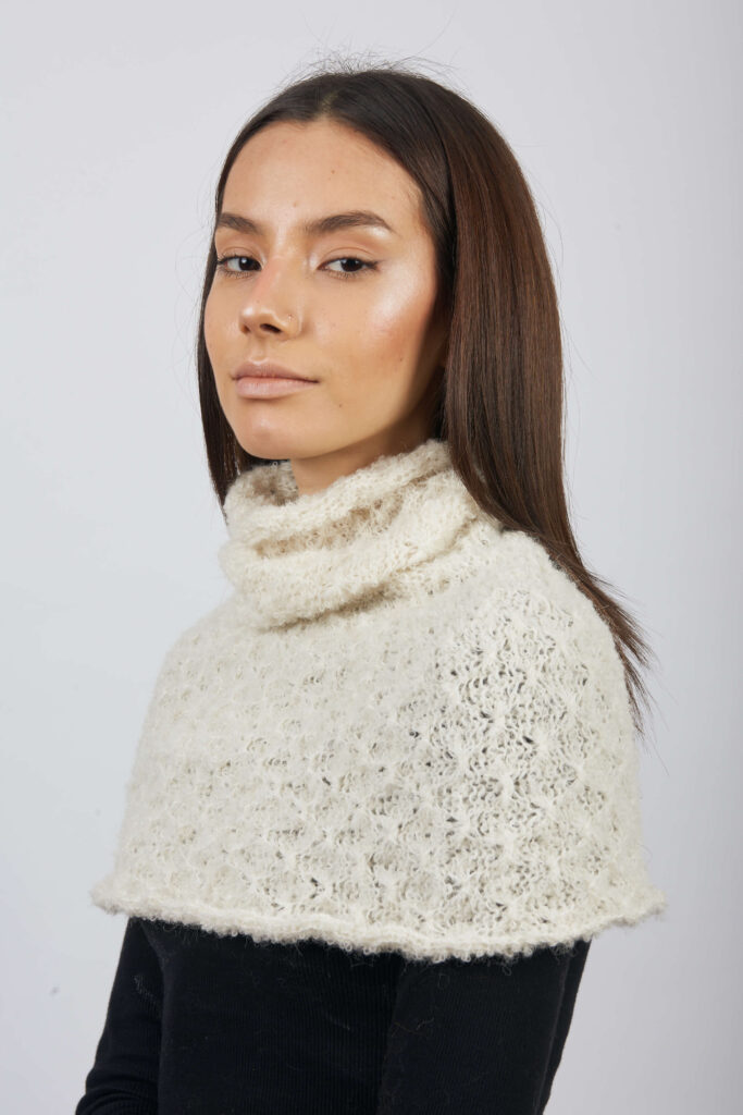 Short cape - Image 2